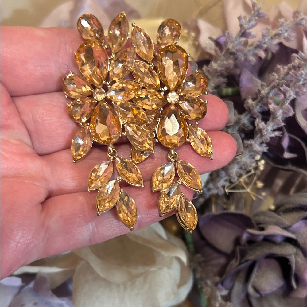 Elegant Gold Crystal Floral Earrings